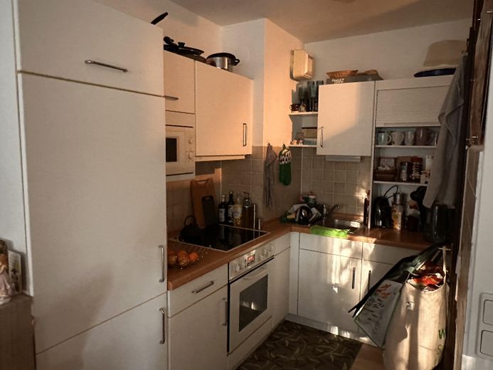 Schnucklige  1,5 Zi.Whg München-Fürstenried mit Balkon zur Anlage oder Eigennutz – Einbauküche