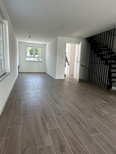 Einfamilienhaus / Doppelhaushälfte/Familien – Küche/Essbereich