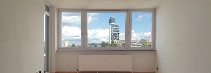 Provisionsfrei: gepflegte 2-Zimmer-Wohnung in beliebter Lage – Wohnzimmer 