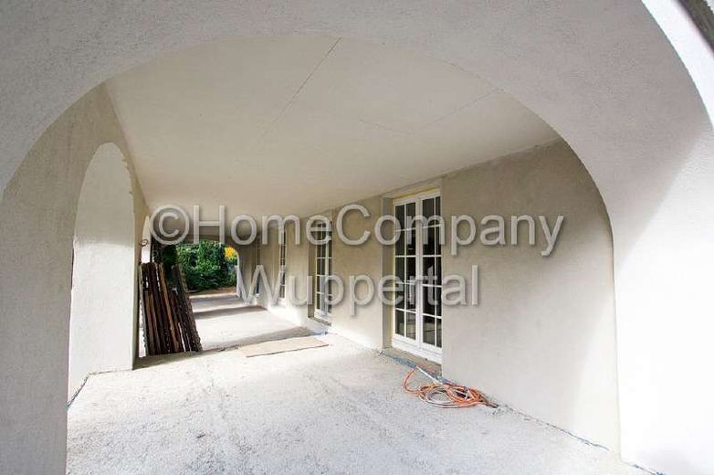 Reside at the Toelleturm! Modern 2-room apartment with terrace, DSL wifi and many extras – 365a9736836839b537649550bc2f1fb44bfc3ca1.jpg