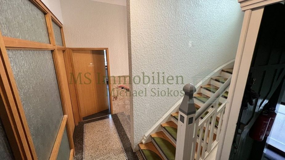*** Bürohaus in Stadtmitte *** – EG Eingang Ansicht 2