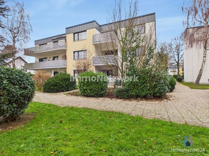 NEU***sanierte, leerstehende 4 Zimmer ETW mit Balkon und TG-Stellplatz***TOPPREIS – Front