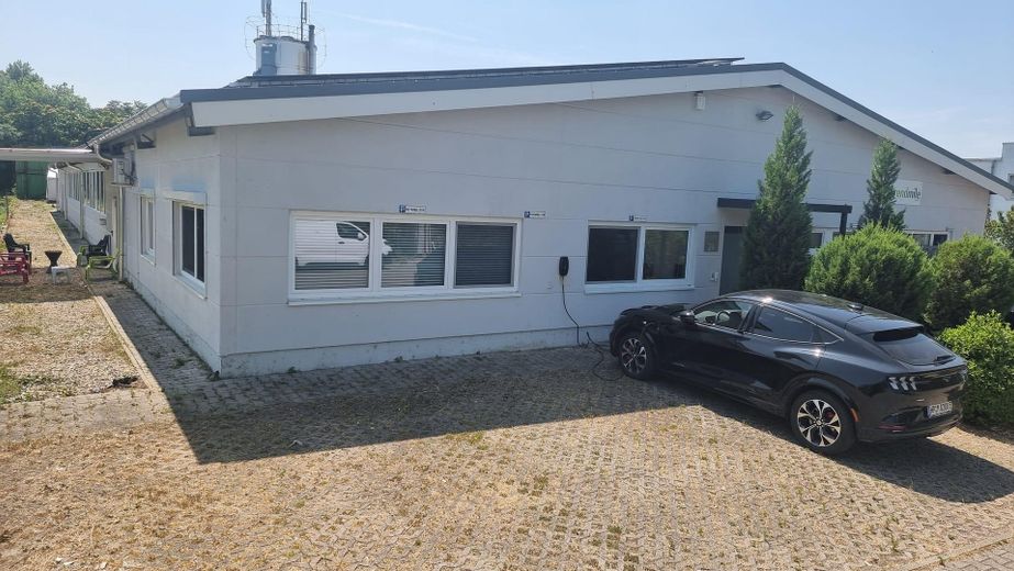 Lagerhalle ohne Maklergebühren und unschlagbar niedrigen Nebenkosten – Foto 18