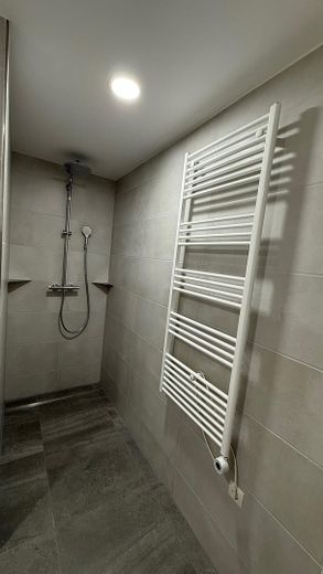 klimatisierte - 3-Zimmer Wohnung (OG) - mit Balkon in Andernach – Bad