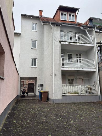 Provision frei! Gepflegtes 4 Familienhaus in Innenstadtlage von Worms – – Rückansicht