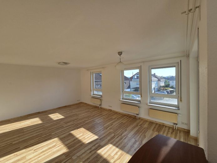 !!!PROVISIONSFREIE!!! Wohnung mit 4 Zimmern in ruhiger Lage zu verkaufen – Foto 1