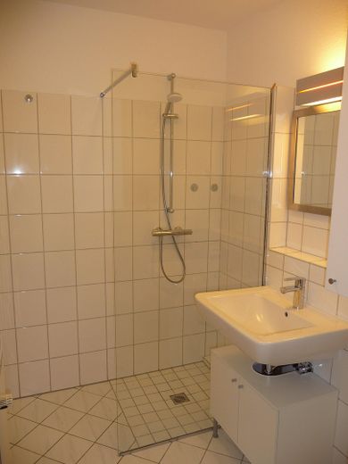 Exklusive, möblierte, ebenerdige Wohnung! Ruhige Toplage Münster-Nord-Wilkinghege – Badezimmer