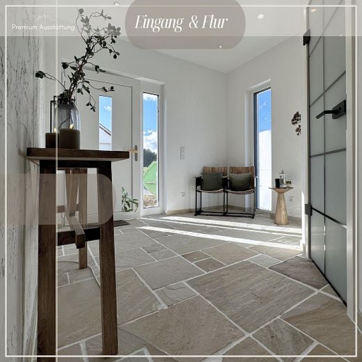 Eingangsbereich & Flur 
