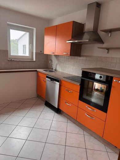 Wassergrundstück: Helle und großzügige 2-Zimmerwohnung – Küche