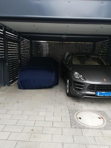 Großer Doppelcarport