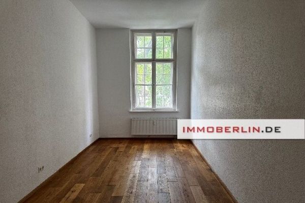 IMMOBERLIN.DE - लॉजिया और कार पार्किंग स्थल सहित आकर्षक पुरानी इमारत का अपार्टमेंट, रमणीय स्थान पर