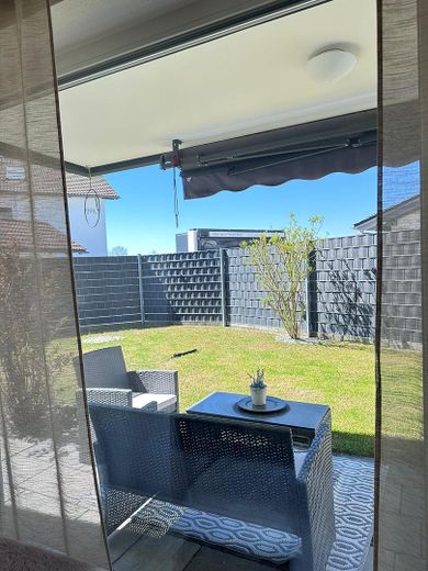 PROVISIONSFREIE moderne 2 Zimmer Erdgeschosswohnung mit Garten, 2 Terrassen & eigener Garage – Foto 2