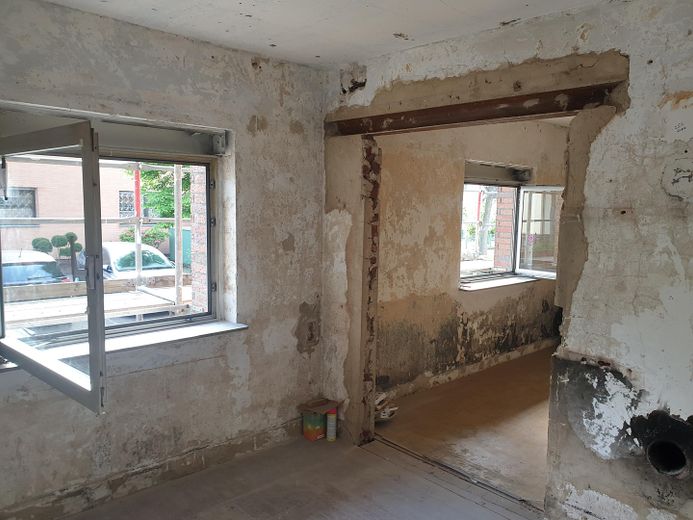 Einfamilienhaus für Handwerker oder Selbermacher – Wohnraum 1*2