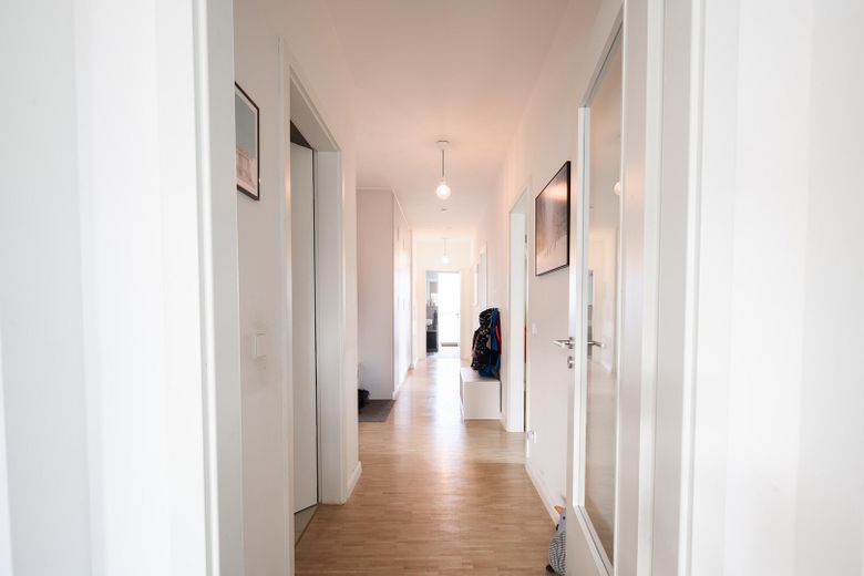 Exclusivo piso de 4,5 habitaciones con amplia terraza y vistas al agua en Berlín-Köpenick – Foto 8