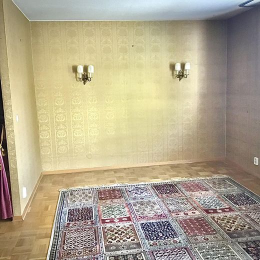 Affascinante casa a schiera in posizione tranquilla con garage – OG Süd