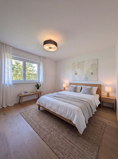 Moderno appartamento di 2 locali con ampio balcone e posto auto in garage sotterraneo a Monaco-Obermenzing – senza commissioni – Schlafzimmer (VS)