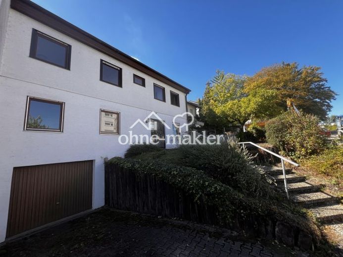 Charming detached house with dream terrace and plenty of potential – Photo 1
