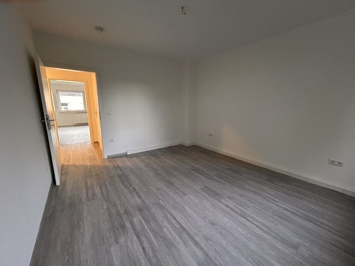 Appartement de 2 pièces à Essen-Rüttenscheid – emplacement idéal, cuisine incluse – Schlafzimmer