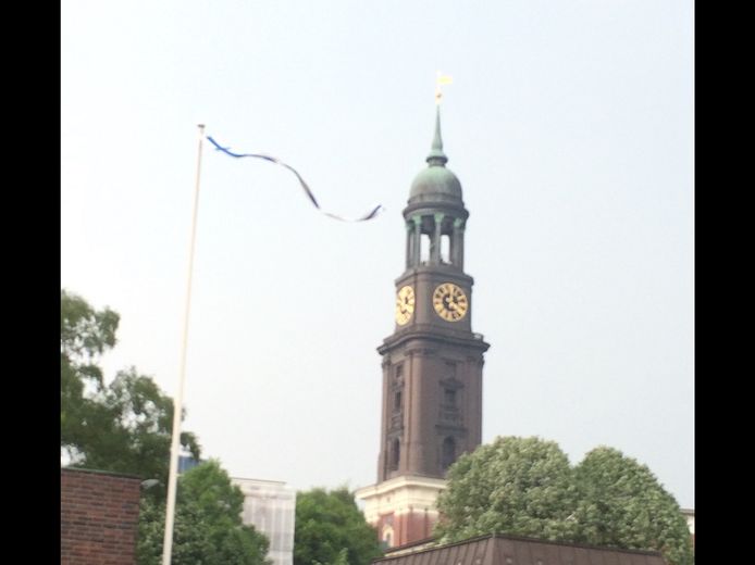 1 A = AB SOFORT FREI = SCHÖNE, RUHIGE UND MÖBLIERTE ZIMMER in Hamburg Nord / Ost – Foto 5