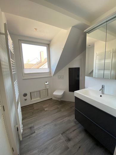 Braunschweig merkezinde şık maisonette daire – Bad
