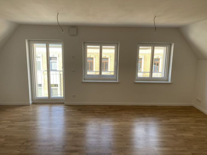 Apartamento en la última planta recién reformado – Foto 1