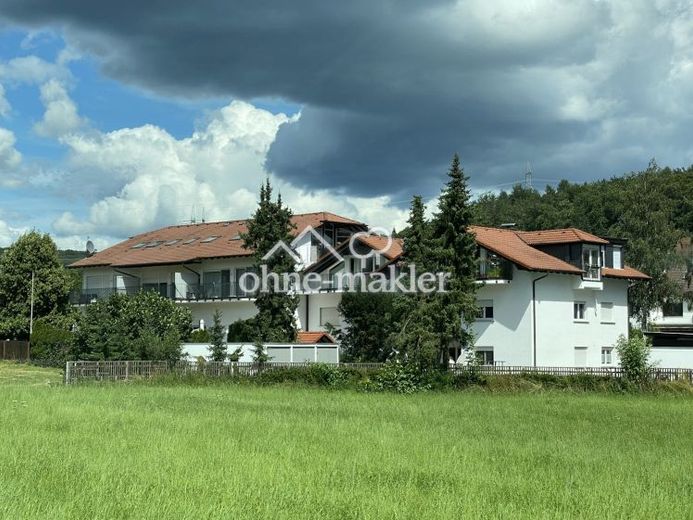 Großzügige, gepflegte 2 -Zimmer Wohnung mit großer Terrasse in Hofheim OT Wildsachsen – Photo 1