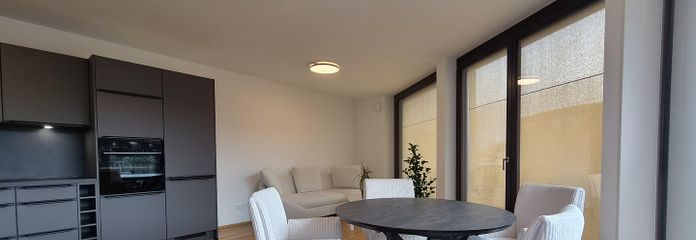 Vida prémium con vistas al Elba | Marina Garden Dresden | Amueblado / Sin amueblar