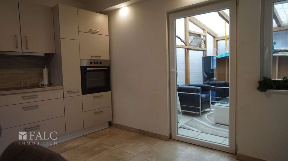 Ihr Neues Zuhause mit viel Platz für Ihre Entfaltung von FALC-Immobilien Göttingen – Küche  Wintergarten
