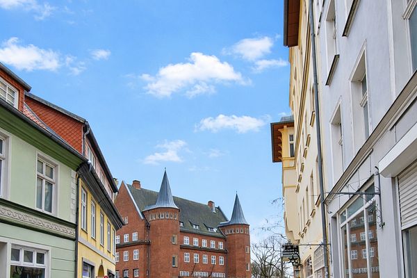 Charmante 3 Zimmer Wohnung im Herzen der Stralsunder Altstadt zu vermieten