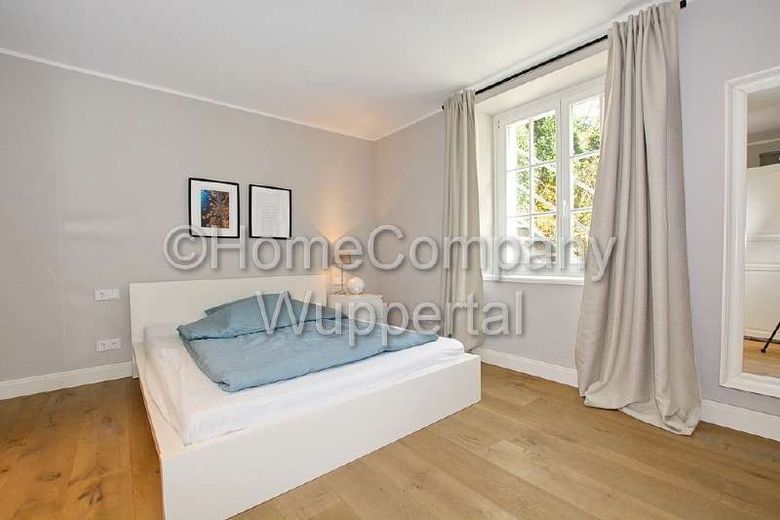 Reside at the Toelleturm! Modern 2-room apartment with terrace, DSL wifi and many extras – 033c1eda6ec227f1022328675ec00288881a321d.jpg
