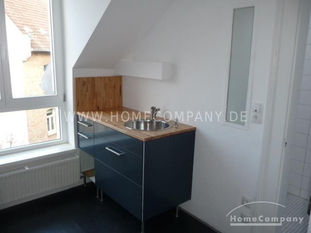 2 Zi.-Whg., möbliert, 2. OG, schöne Altbauwohnung in der guter, zentraler Lage. – da43082cc56c7592b2c5f6bdcc18b4b9520c9bca.jpg