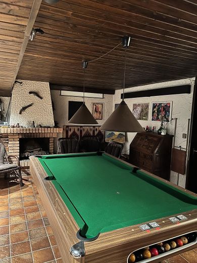 Partyraum m. Billard und Kamin