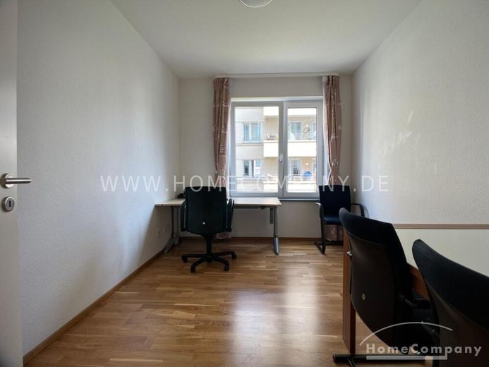 Europaviertel
8071844 – 
Moderne 3-Zimmerwohnung, komplett möbliert  &  ausgestattet – 6fe7d820a6e3437d72d964b79a2cda9530f02ee1.jpg
