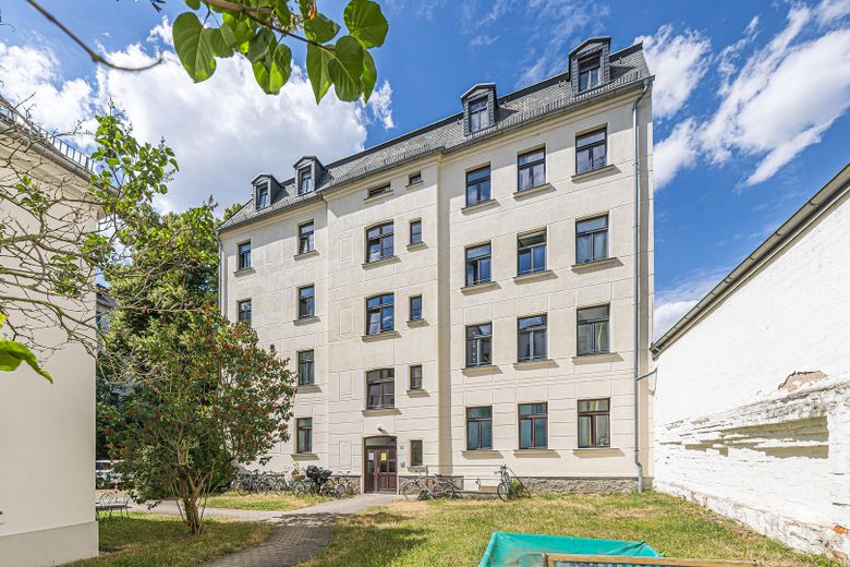 *Exklusiv: 4-Zimmer Altbau im Leipziger Waldstraßenviertel | Provisionsfrei | Erstbezug* – Außenansicht