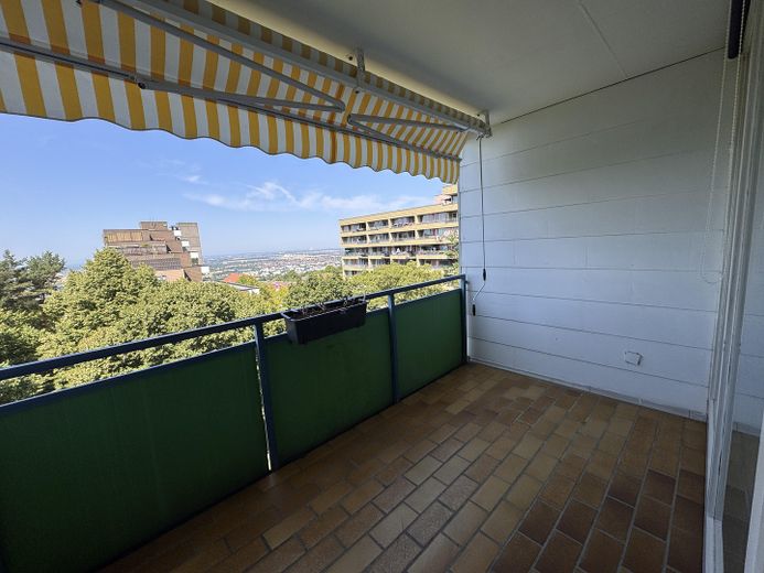 Attraktive 4-Zimmer Wohnung für die ganze Familie – Balkon