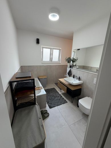 Luxus-Penthouse mit A+ Energiebilanz, Klimaanlage & Restgewährleistung bis 2027 – Bad