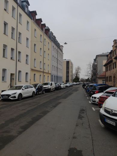 شقة مُعتنى بها جيدًا ومقسمة بشكل عملي، من غرفتين، بالقرب من حديقة المدينة – Straße Richtung Stadtpark