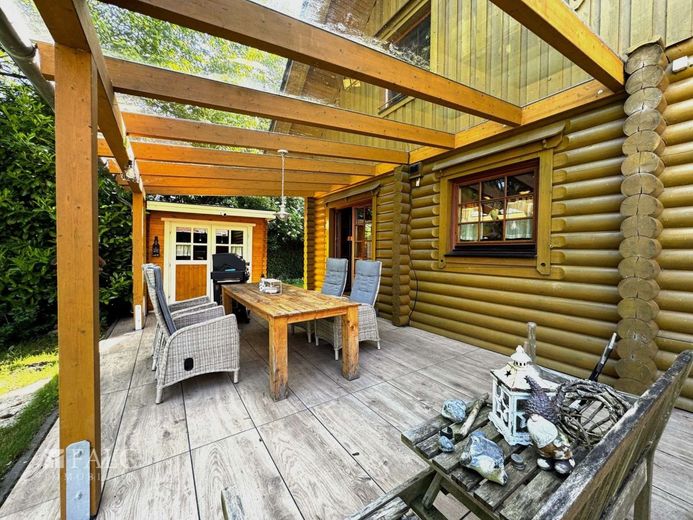Appelhülsen-Skandinavischer Flair trifft moderne Energietechnik - Blockhaus mit besonderem Charakter – Terrasse