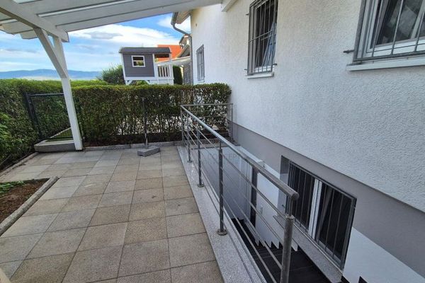 Appartamento indipendente di 1 locale con ingresso separato e cucina componibile a Bad Krozingen-Hausen