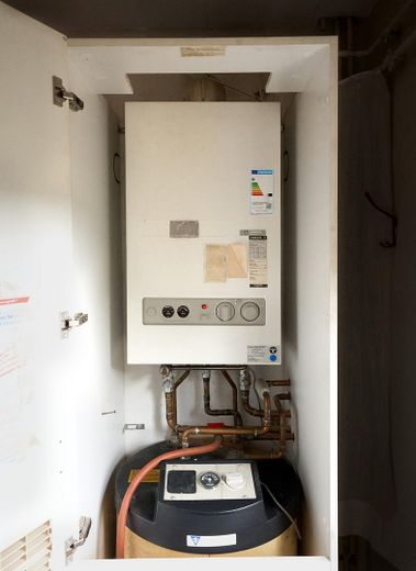 Gas Zentralheizung + WW BJ 92