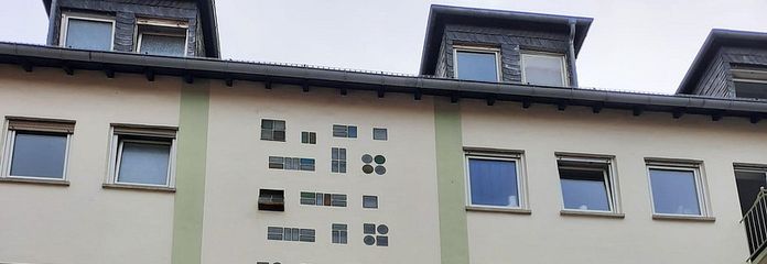 Увага! Повністю відремонтовані офісні приміщення або кабінети для практики в напівпідвалі з вбудованою кухнею та великою коморою