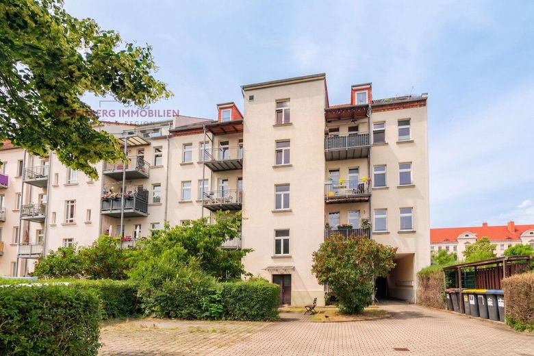 *BEZUGSFREI* Denkmalgeschützte 2-Zimmer Wohnung in Leipzig Alt-West – Immobilie in Leipzig zu verkaufen _ 2 Raumwohnung _ Rosenberg Immobilien _ Außenbild