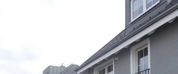 Doppelcarport u. DHH