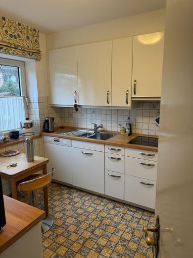 Familienfreundliches Reihenhaus mit Garten in begehrter Wohnlage von Hamburg-Iserbrook – Küche