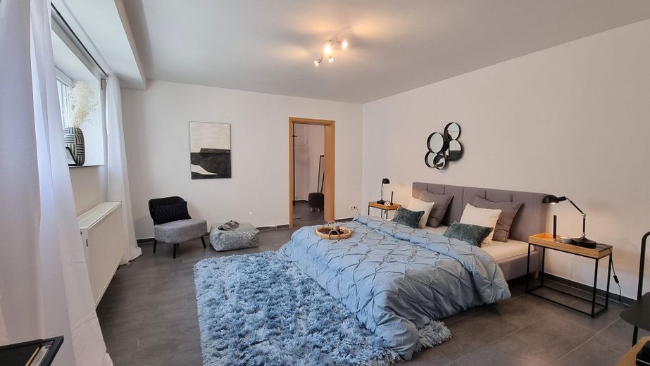 Schlafzimmer UG od. Wohnzimmer
