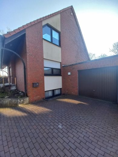 *PROVISIONSFREI* in Lüdinghausen- Einfamilienhaus, Mehrgenerationhaus, Kapitalanlage – GIEBELSEITE GARAGE