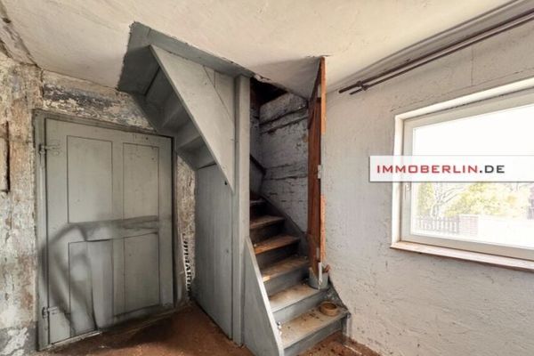 IMMOBERLIN.DE - Sanierungsgelegenheit! Historisches Haus mit Nebengebäuden