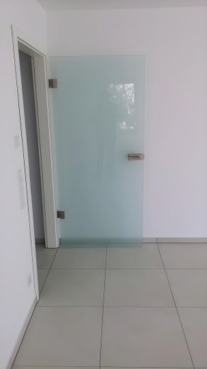 Neuwertige, bezugsfreie 3,5 Zimmer Gartenwohnung in Altmühldorf mit Inntalblick! – Foto 15