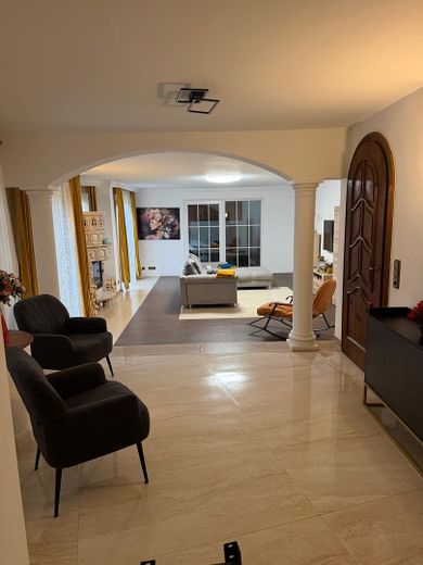 Exklusive Erdgeschossresidenz mit Haus-in-Haus Charakter – Foto 14