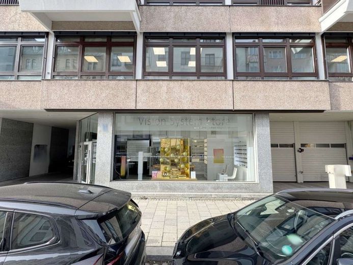 Maxvorstadt’ta merkezi ve seçkin konumda özel mağaza alanı – Fotoğraf 1